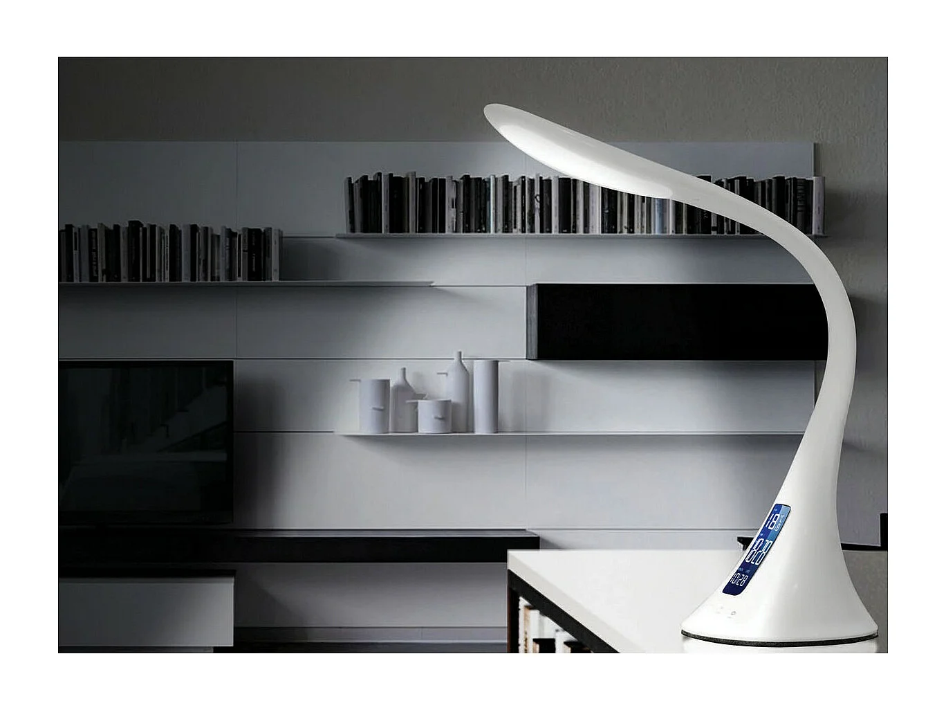 Lampe à Poser Intelligente Lilli, Blanc, 16,1x17x68 cm, Majestic