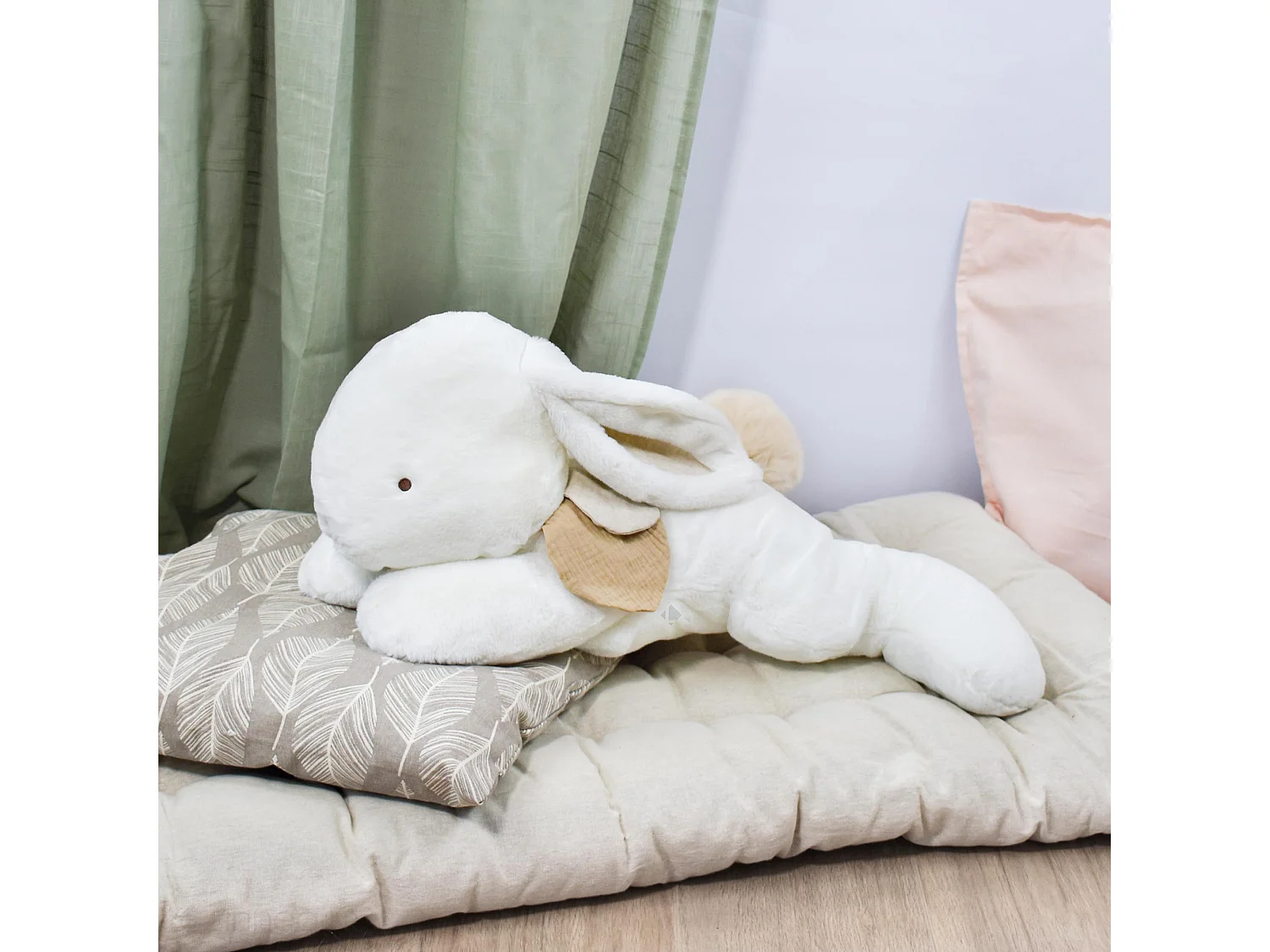 Peluche lapin polyester 65 cm collection HAPPY WILD blanc/beige