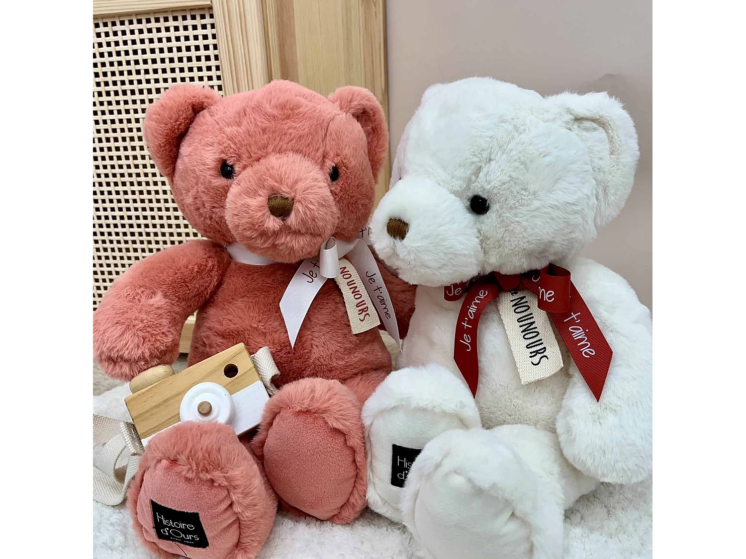 Peluche ours 28 cm en 100% polyester collection LE NOUNOURS blanc