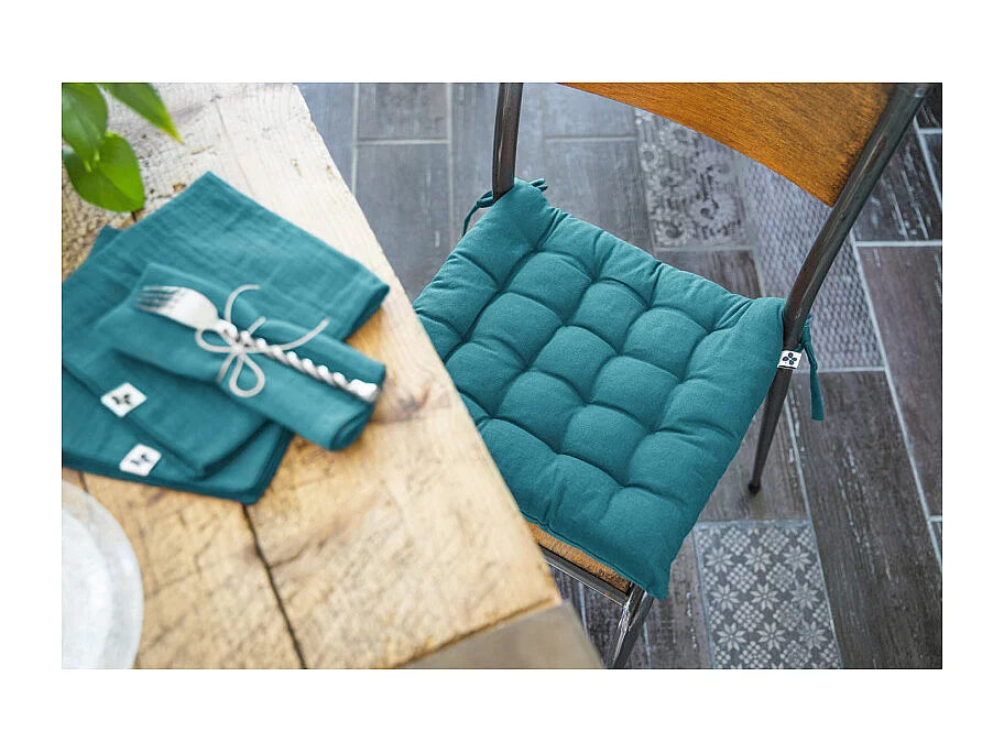 Coussin de chaise 38 x 38 cm capitonnée en coton bleu - DOLORES