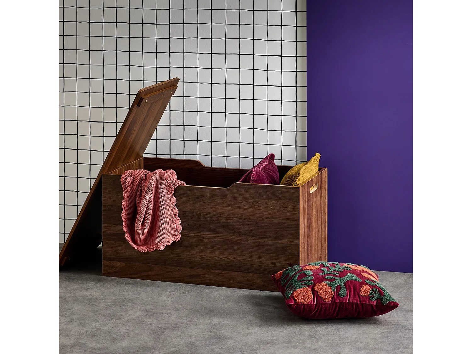 Banco arcón, final de cama con efecto de madera de nogal nogal