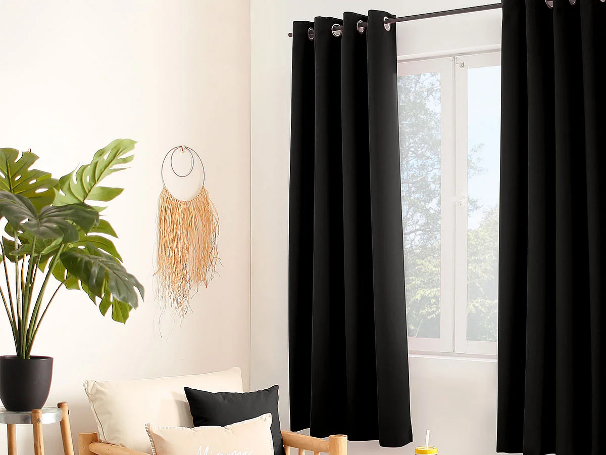 Cortina ocultante unida con 8 ollaos 140 x 180 cm