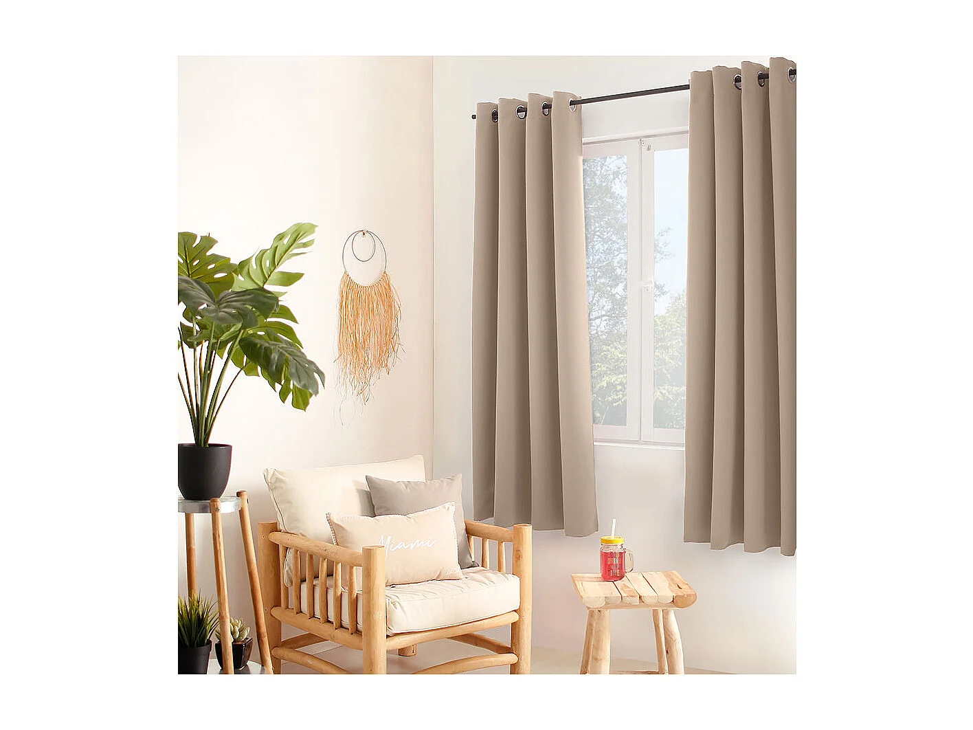 Cortina ocultante unida con 8 ollaos 140 x 180 cm