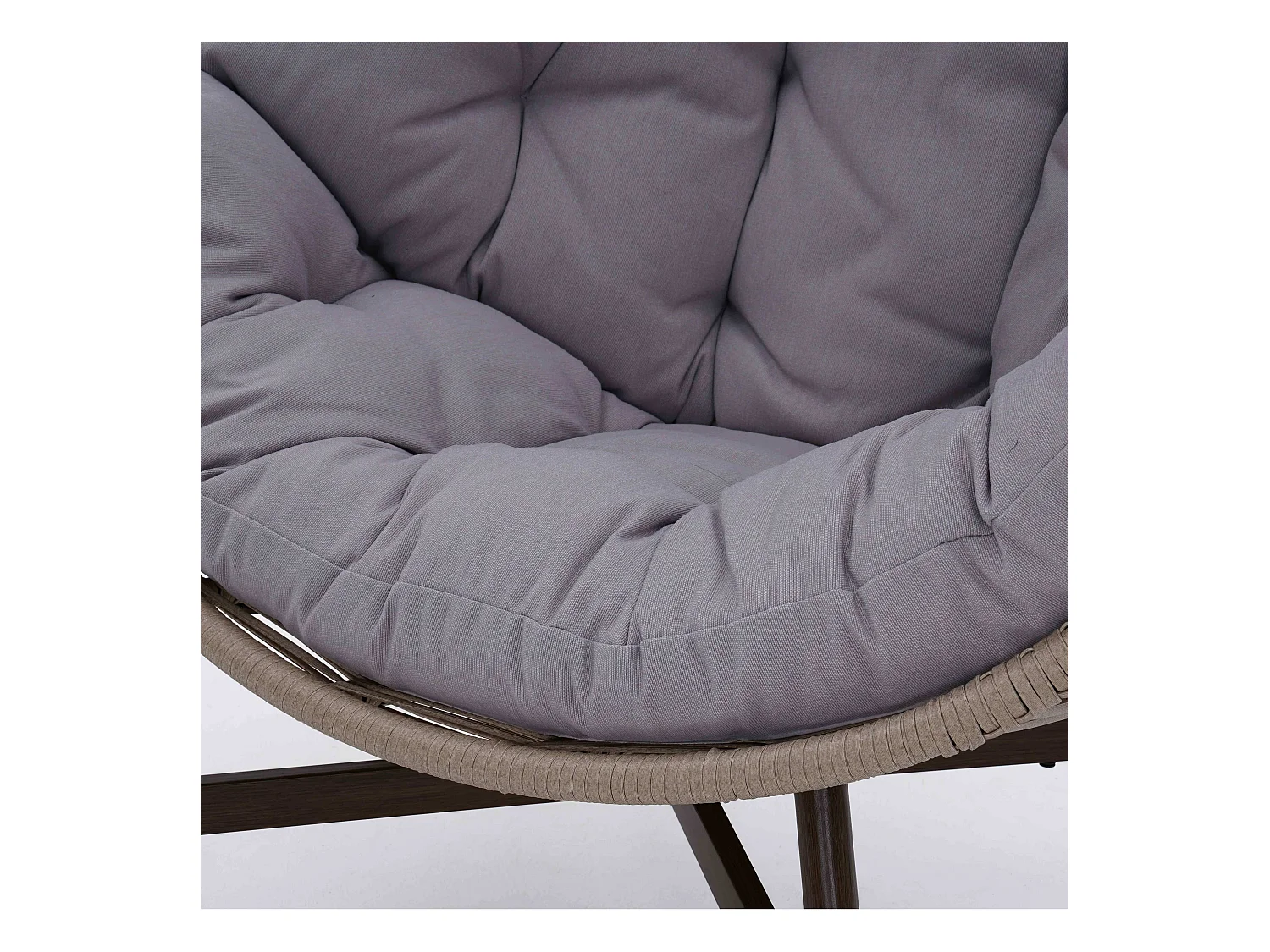 Egg tuinfauteuil op kunststof rotan onderstel 142 cm beige