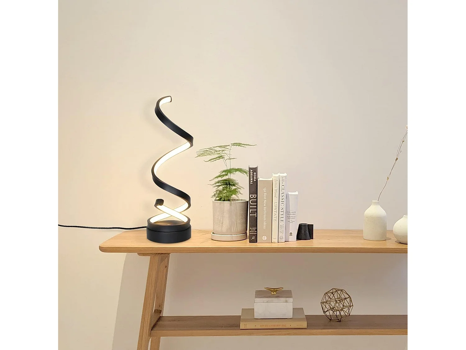 NETTLIFE lámpara de mesa LED regulable táctil para mesilla de noche, moderna de 12W con un diseño negro de 1,6 metros.