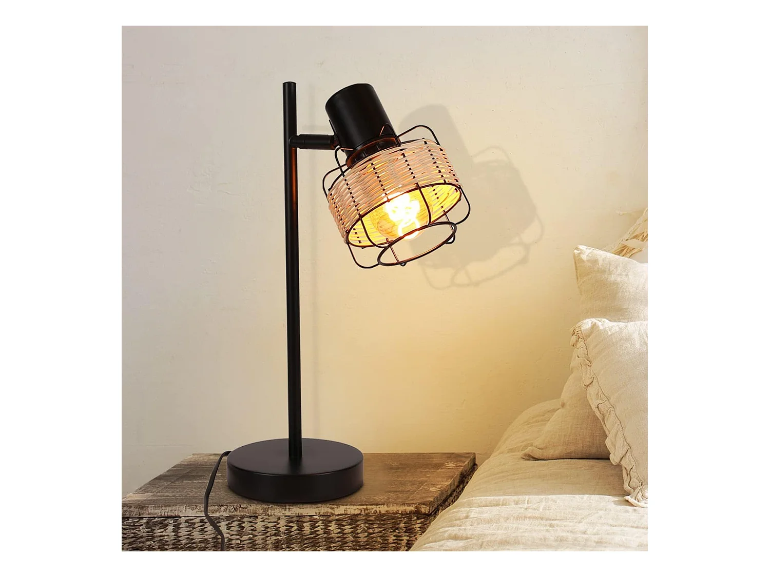 NETTLIFE lampe de table lampe de chevet vintage lampe rétro salon noir en rotin métal E27
