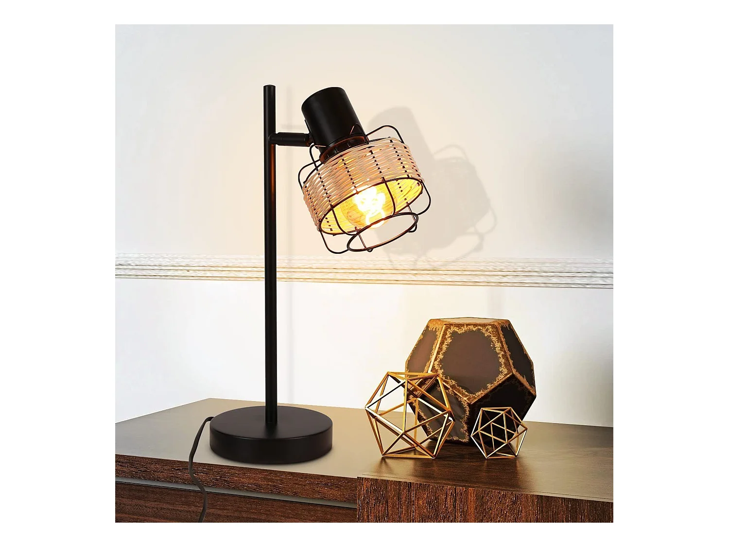 NETTLIFE lámpara de mesa, lámpara de cabecera vintage, lámpara retro para salón, negro, en rattan y metal, E27.