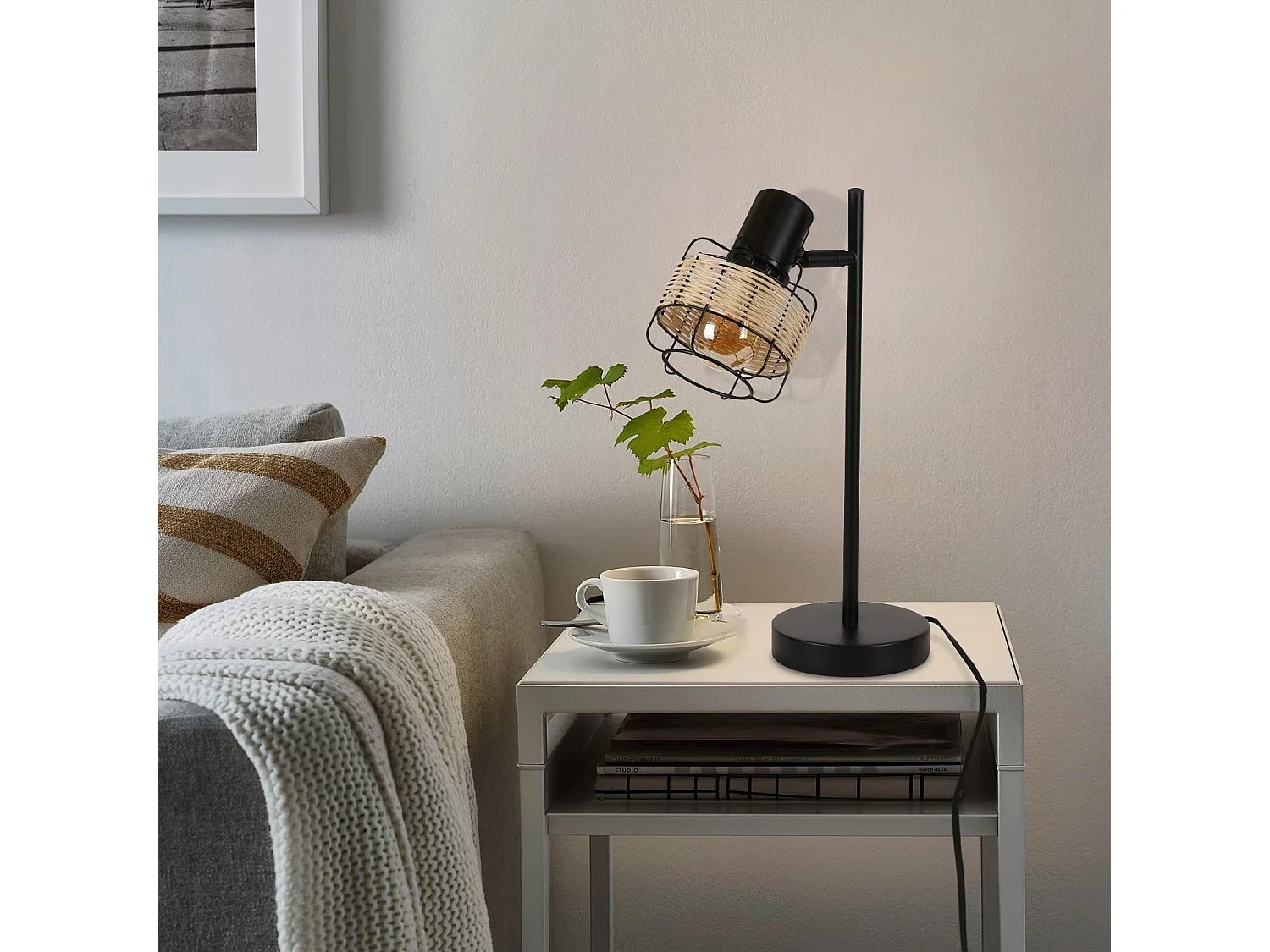 NETTLIFE lampe de table lampe de chevet vintage lampe rétro salon noir en rotin métal E27