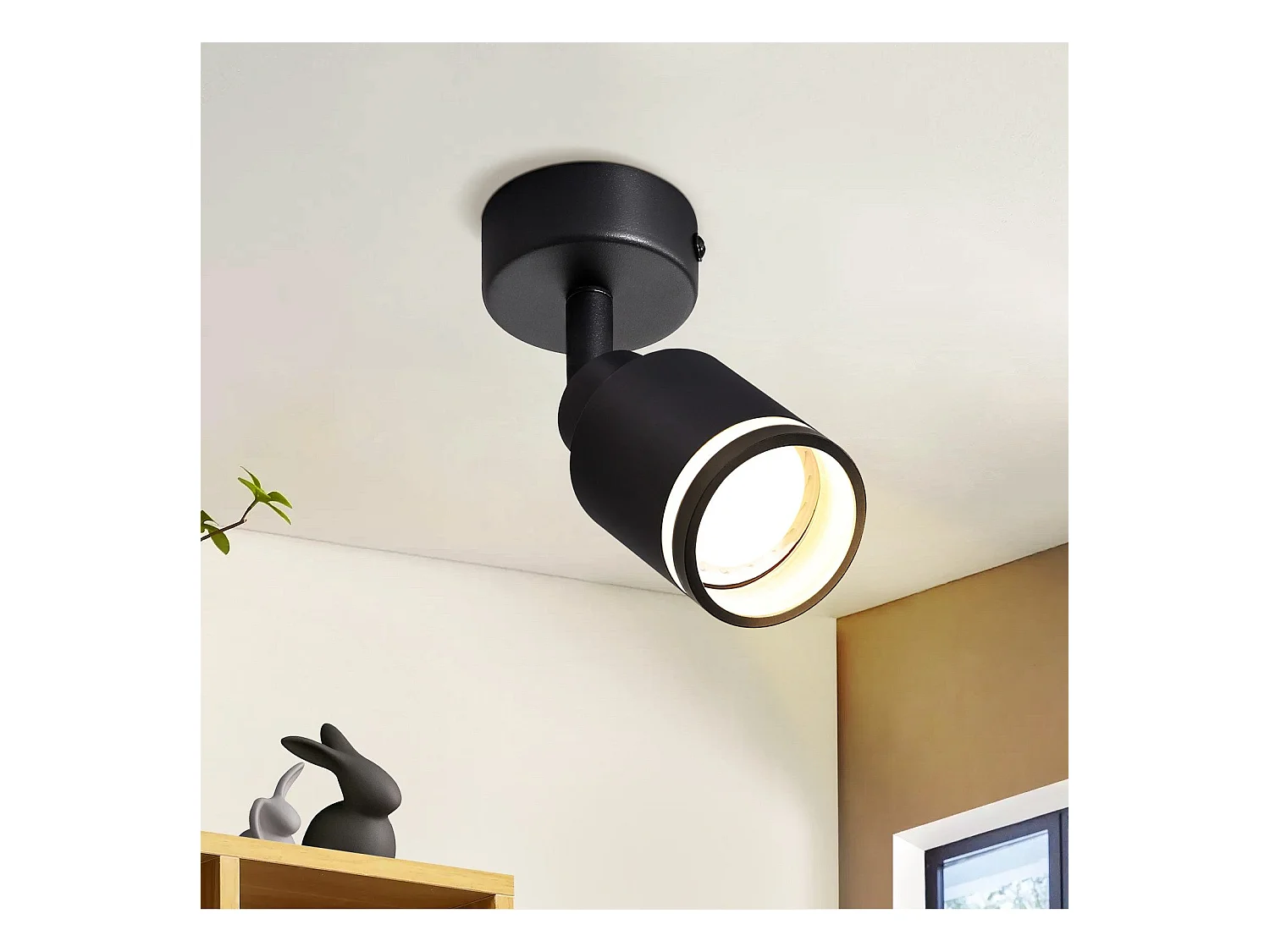 NETTLIFE Lámpara de techo negra, moderno plafón con 1 bombilla orientable de metal GU10.