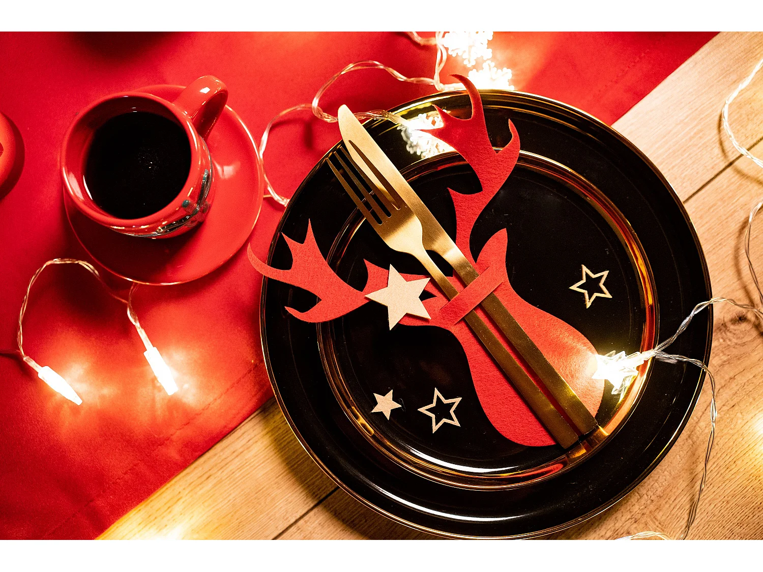 HOUSSE POUR COUVERTS DE NOËL RENNE 311377A 6PCS ROUGE