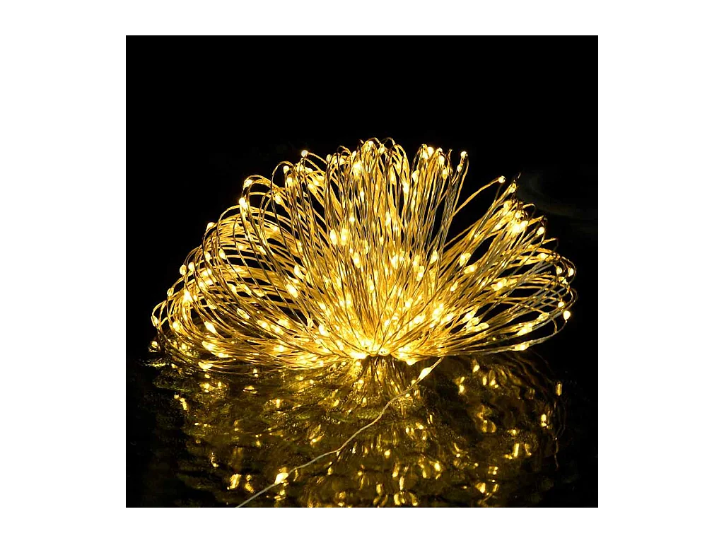 LED-Lichterkette mit 150 LEDs Warmweiß 15 m