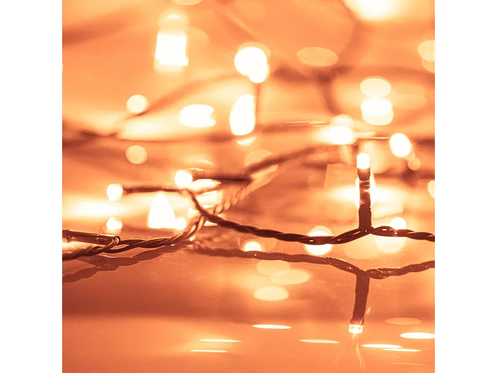 Árbol de Navidad artificial con 150 LEDs y nieve flocada 120 cm