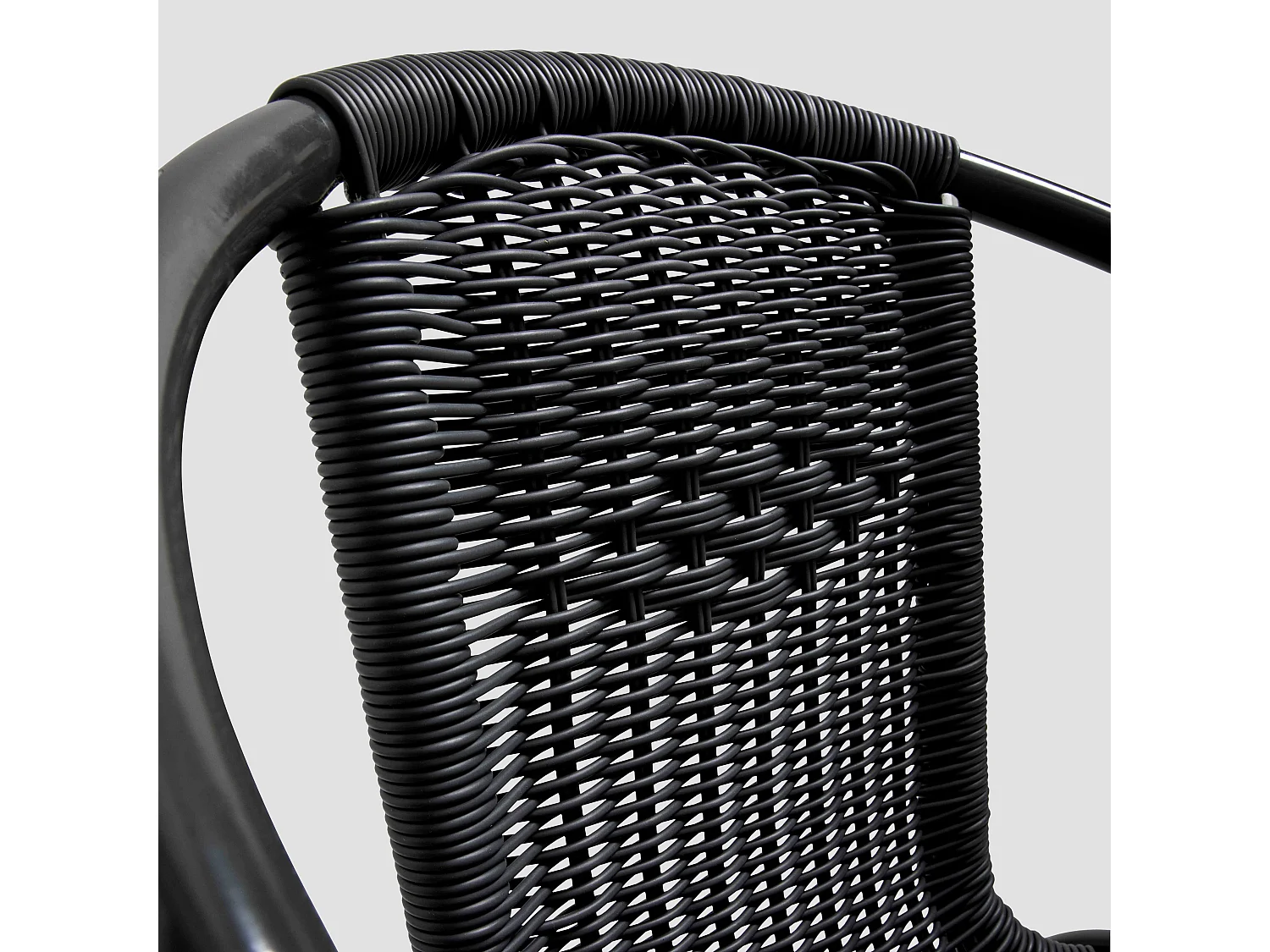 Lot de 4 fauteuils de jardin aluminium et résine noir