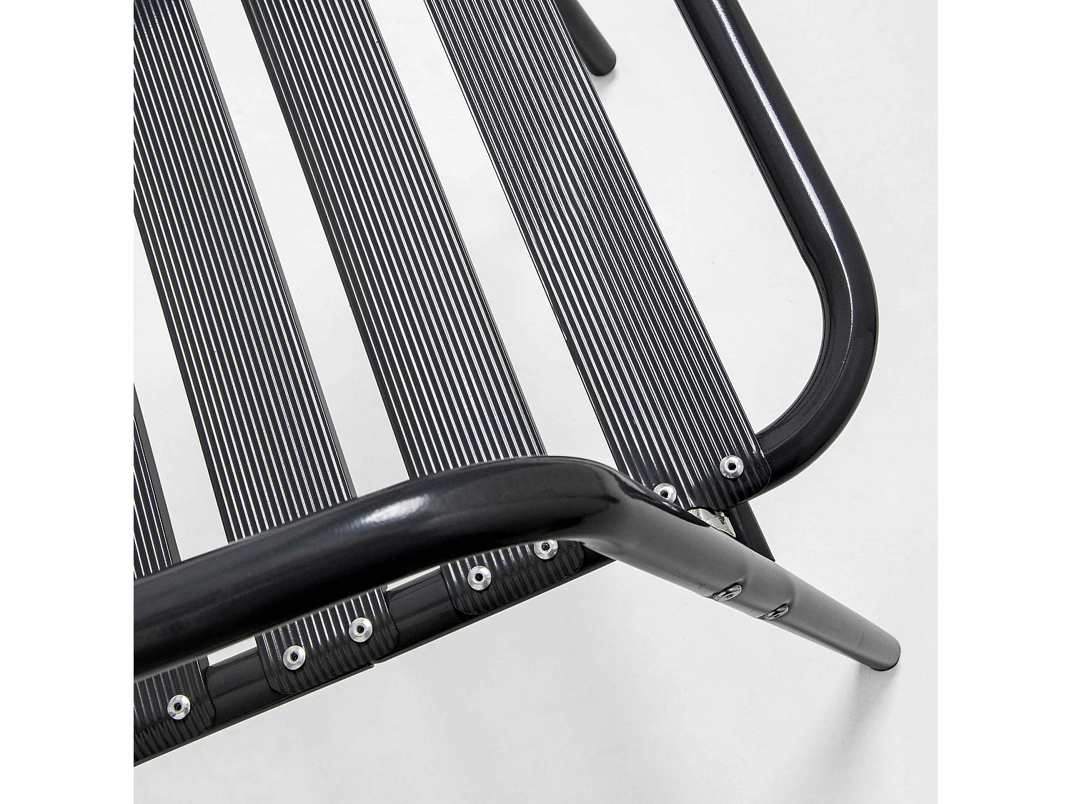 Set van 4 zwarte aluminium tuinfauteuils