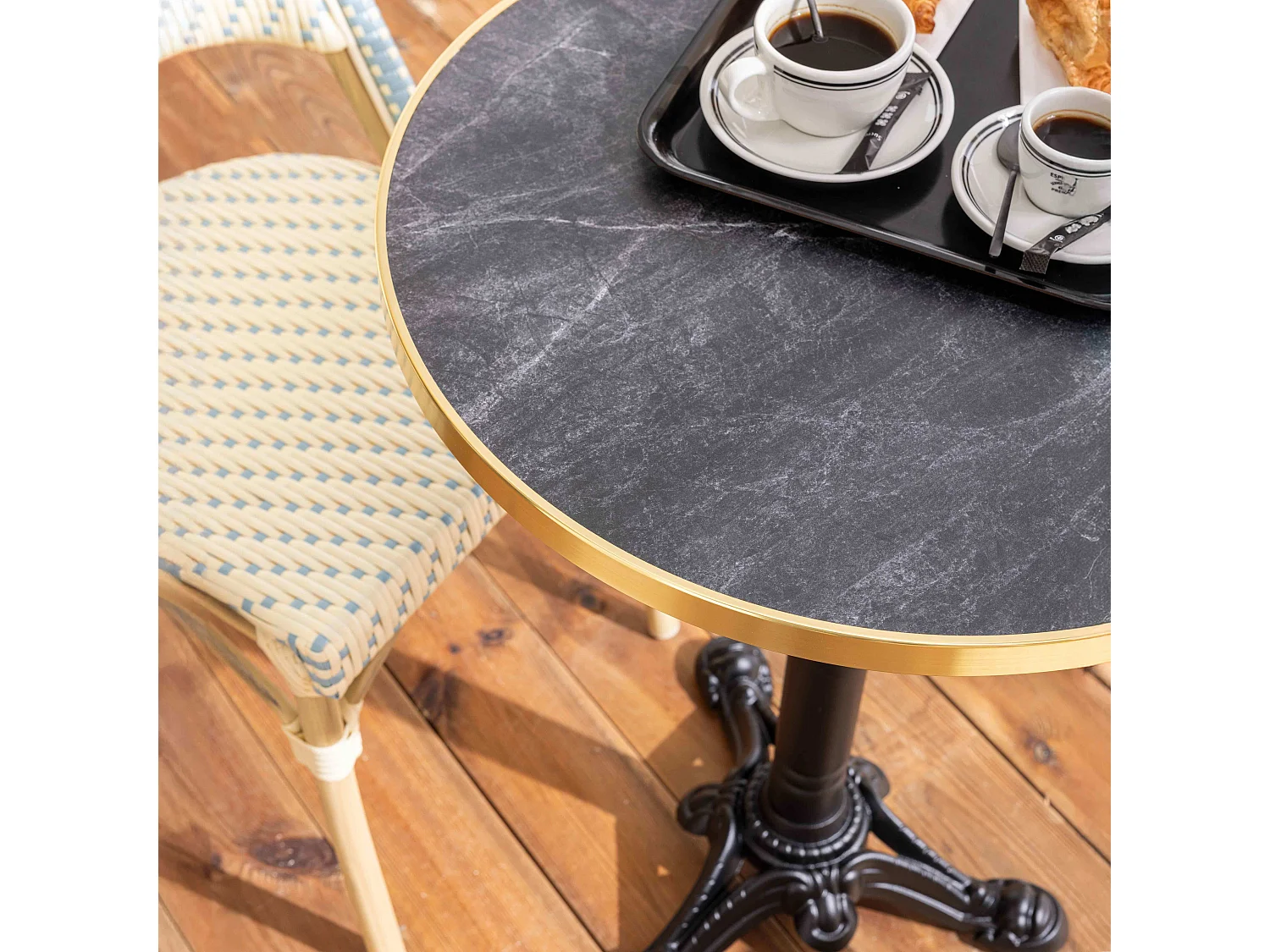 Table de terrasse 60cm inclinable marbre noir et 2 chaises bleu