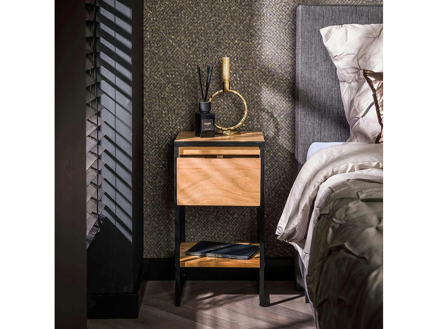 Petite table de chevet 1 étagère en bois d'acacia MELBOURNE