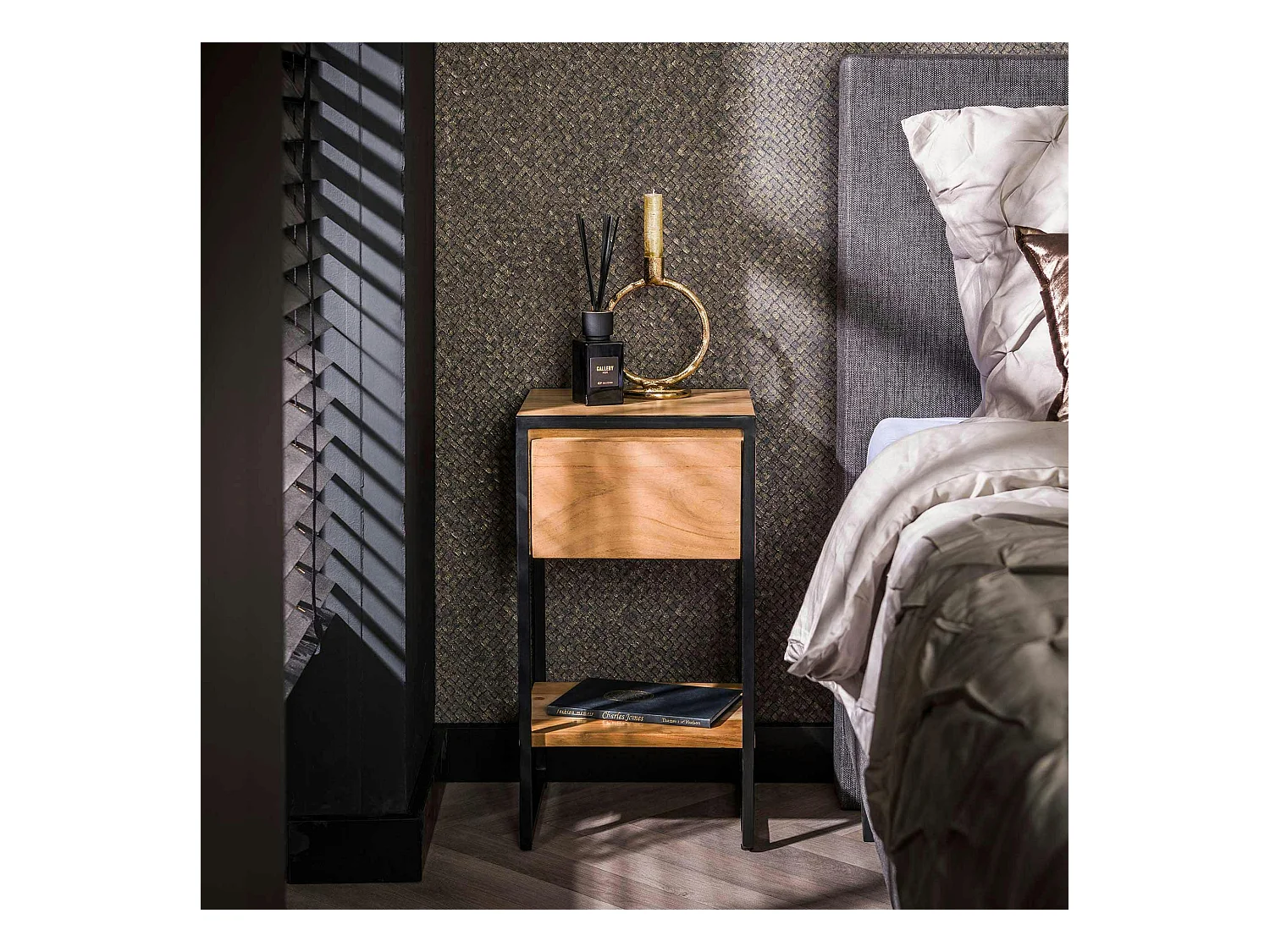 Petite table de chevet 1 étagère en bois d'acacia MELBOURNE