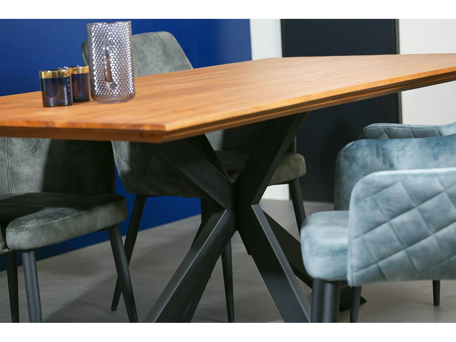 Table pied central bois recyclé teck 220 cm BARBADE