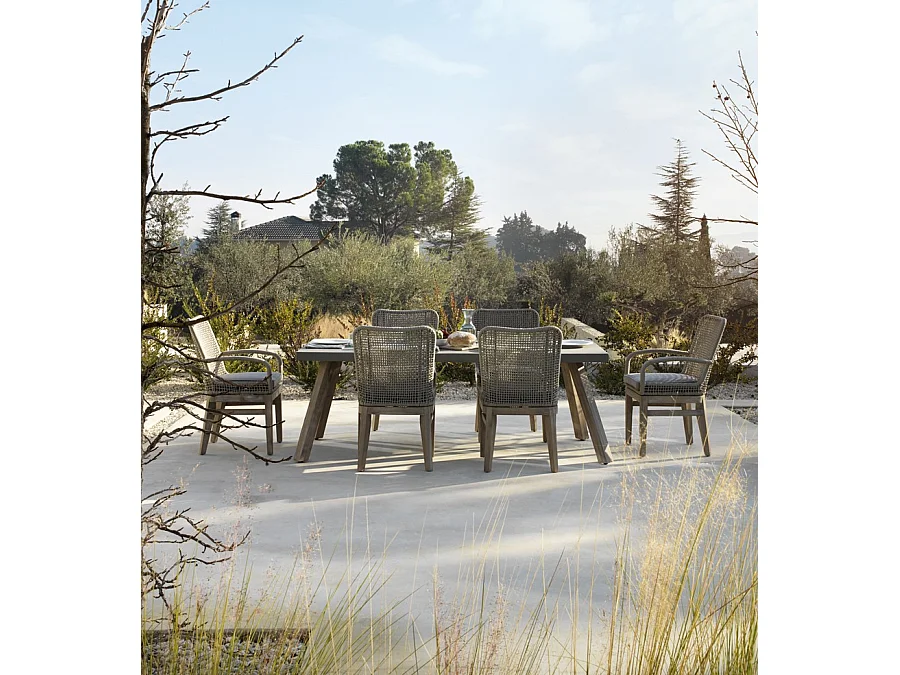 Table en acacia avec plateau en ciment gris clair 200x90 cm