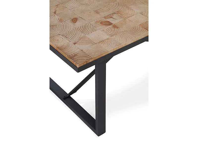 Couchtisch aus Holz mit Blockformen