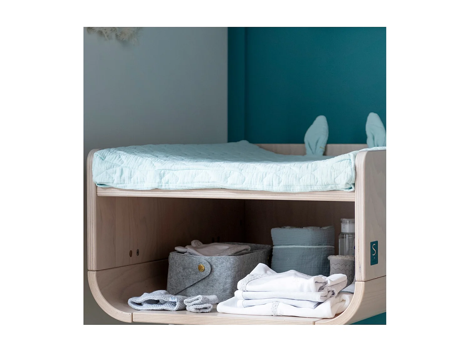 Table à langer pieds bois 95x60x78cm en bois beige BAMBIN - Sauthon Original