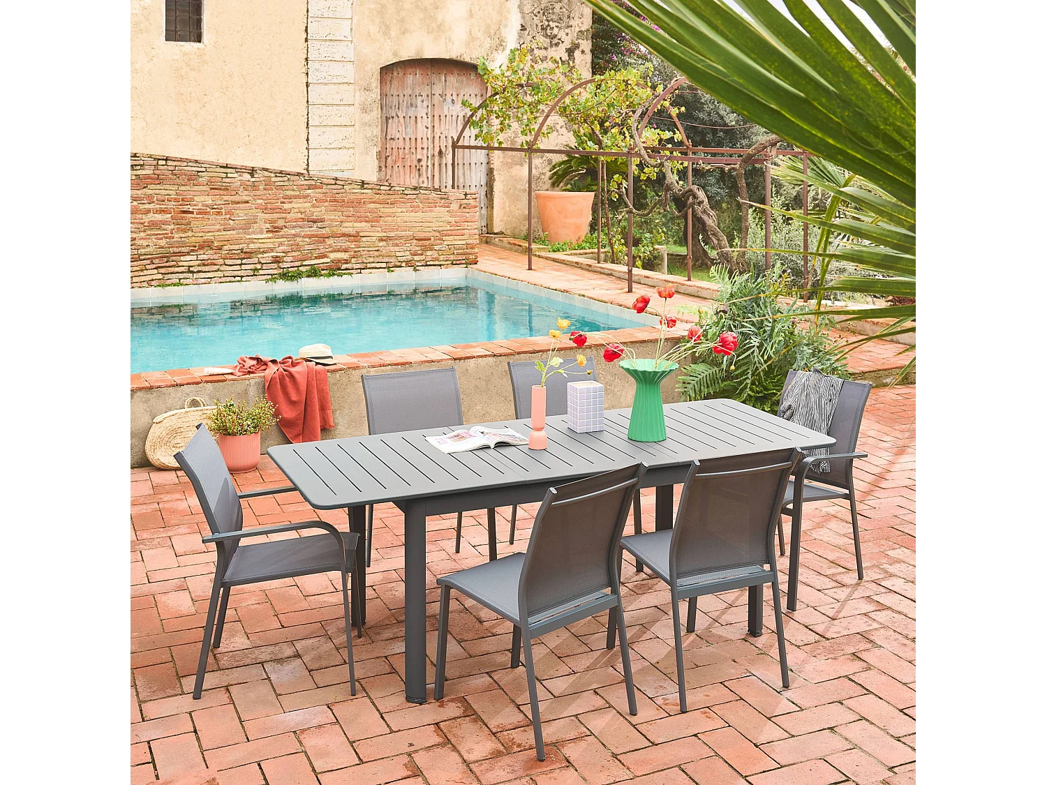 Tavolo da giardino allungabile in alluminio con 4 sedie e 2 poltrone,