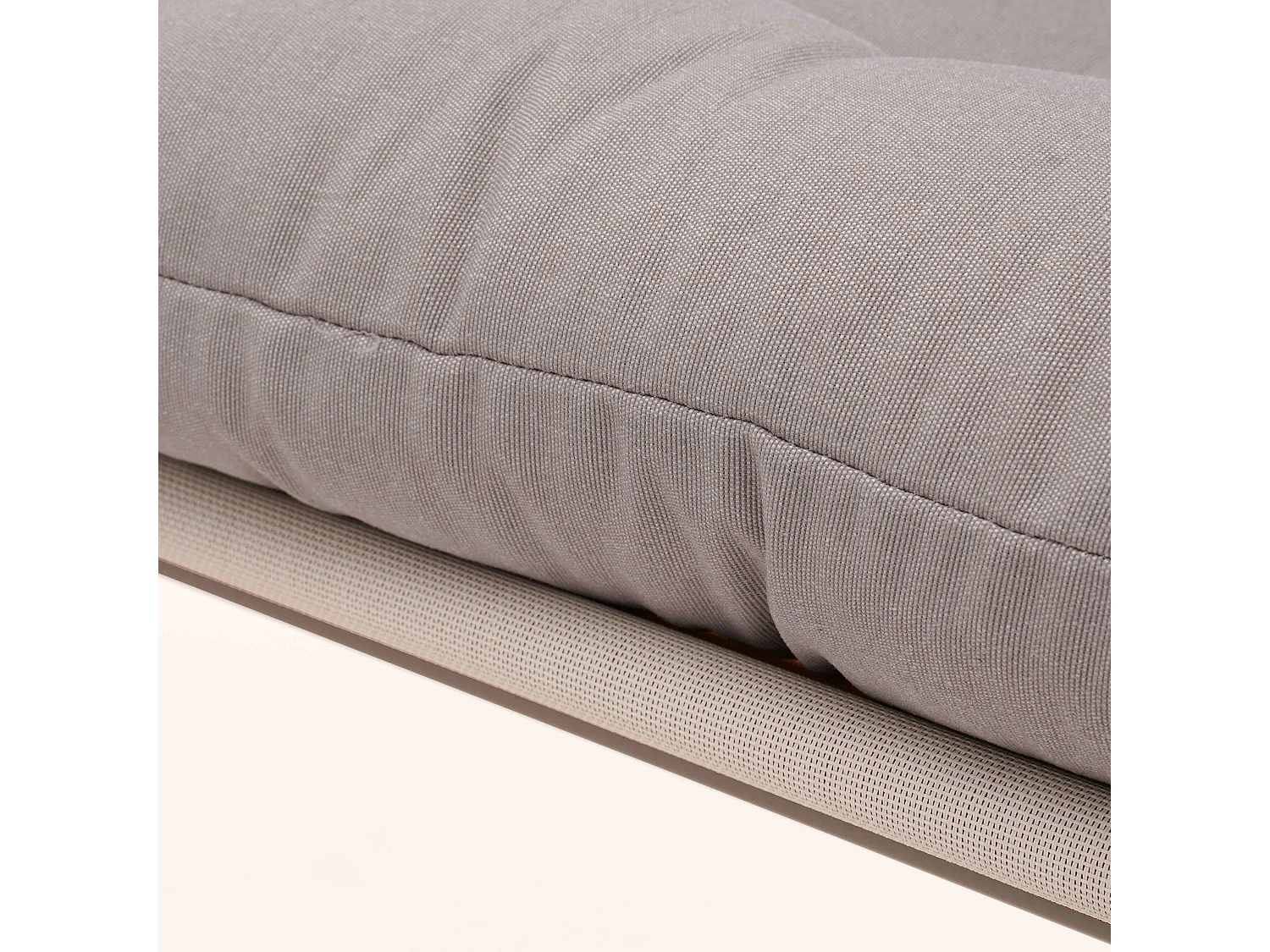 Salon de jardin bas 4 places en métal taupe