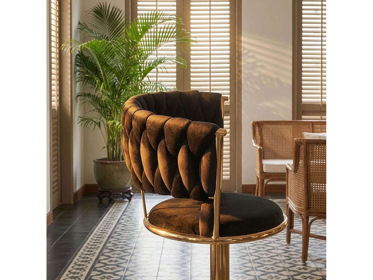 Lot de 2 chaises de bar dossier arrondi style maillage Xenox Velours Noir et Métal Or