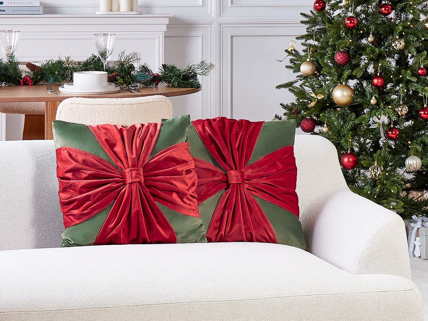 Conjunto de 2 almofadas decorativas MARSHMALLOW Veludo 45 x 45 cm Vermelho Verde Padrão natalicio