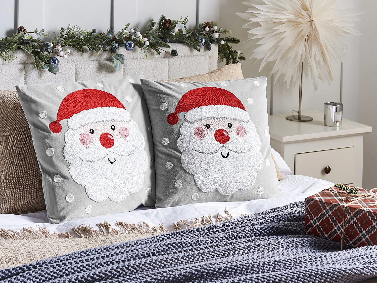 Conjunto de 2 cojines de terciopelo gris motivo navideño 45 x 45 cm SWEETENER