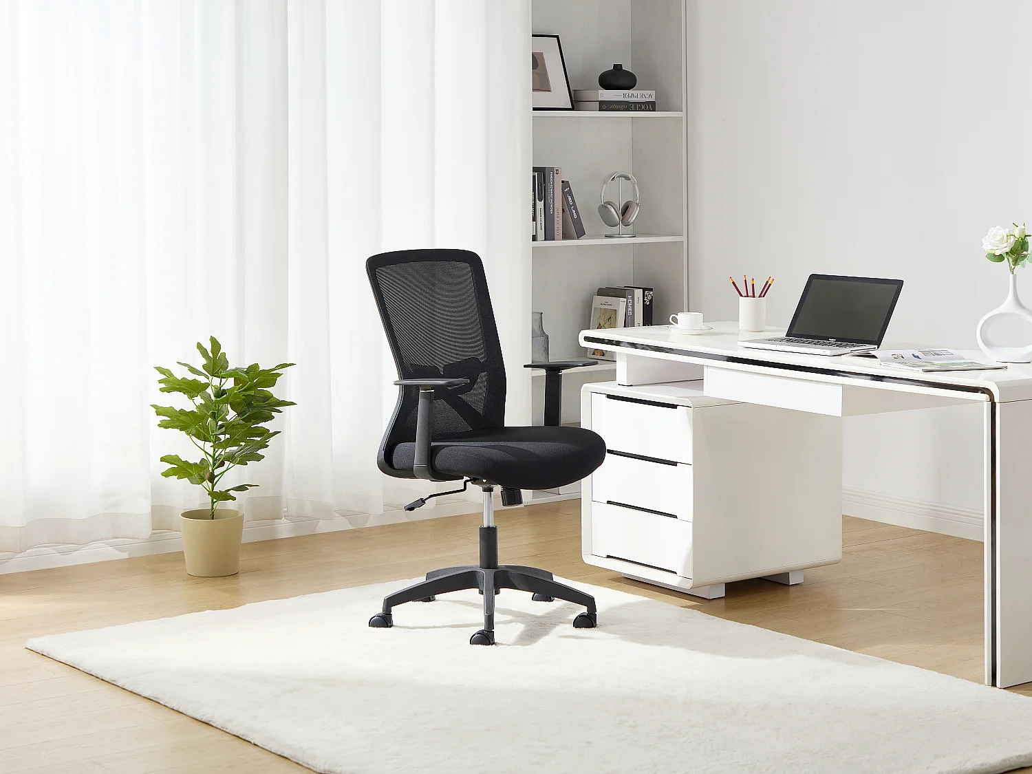 Chaise de bureau - Tissu - Noir - DELVORA