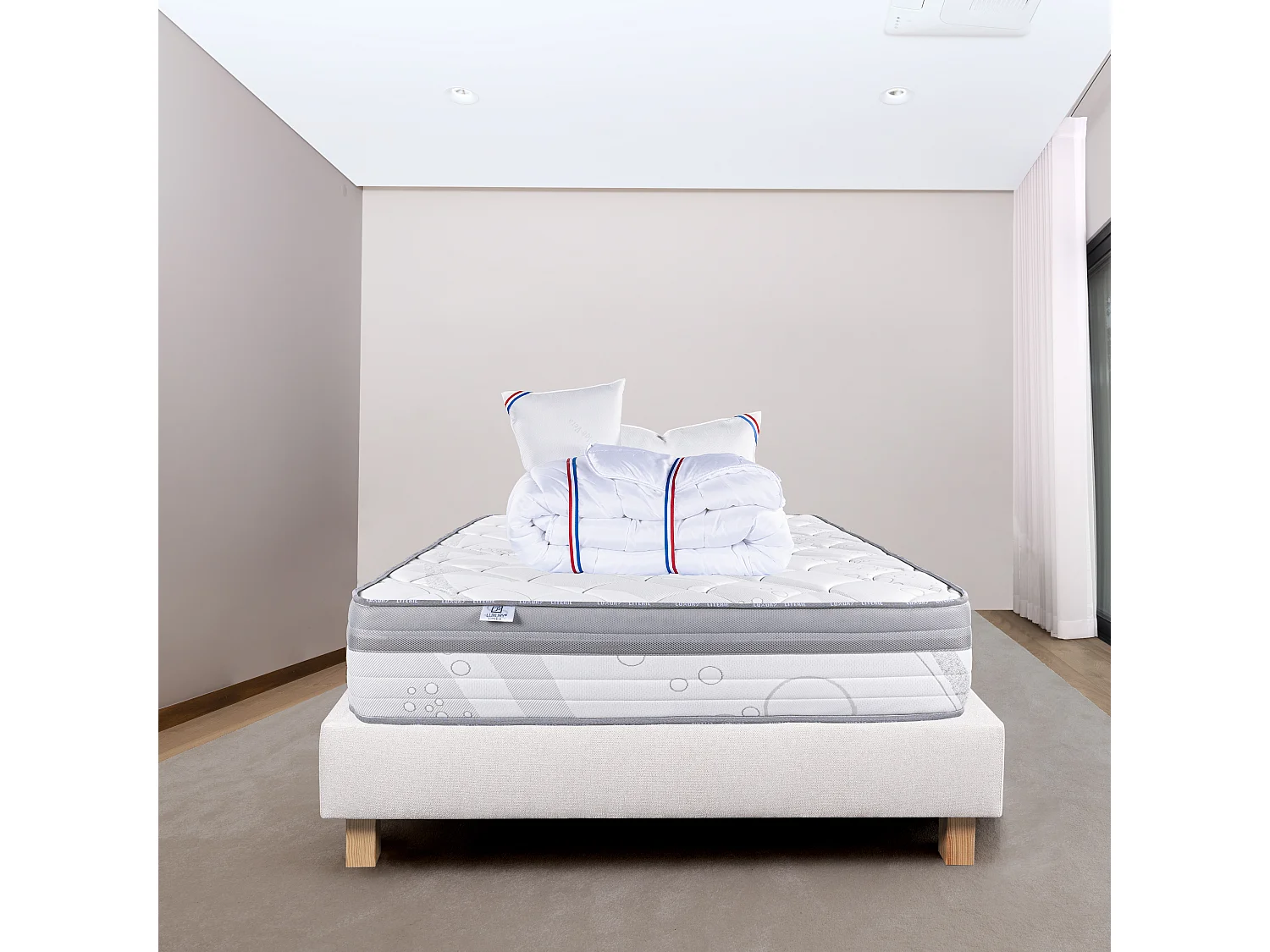 Ensemble Matelas 140x200 cm, ViscoPlus, 26 cm + sommier beige + 2 oreillers + couette