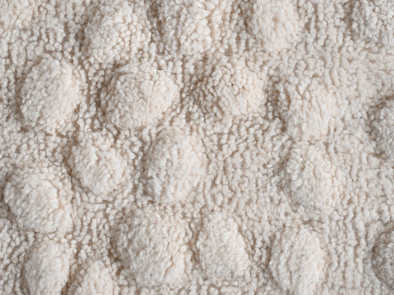 Tapis en relief 100% laine tufté main effet galet - 160 x 230 cm - Ivoire - ORABEL