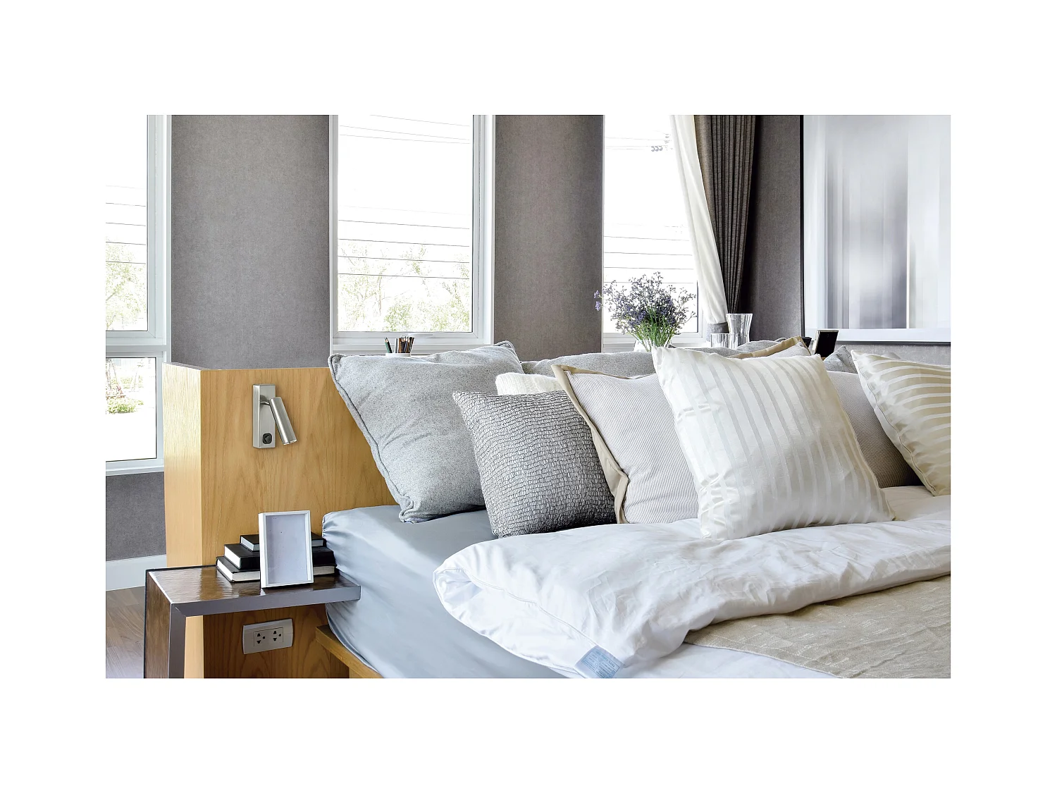 Applique moderne Toscana-h14cm-led 3w-200lm,3k-180º-on&off-ip20-acier,nickel