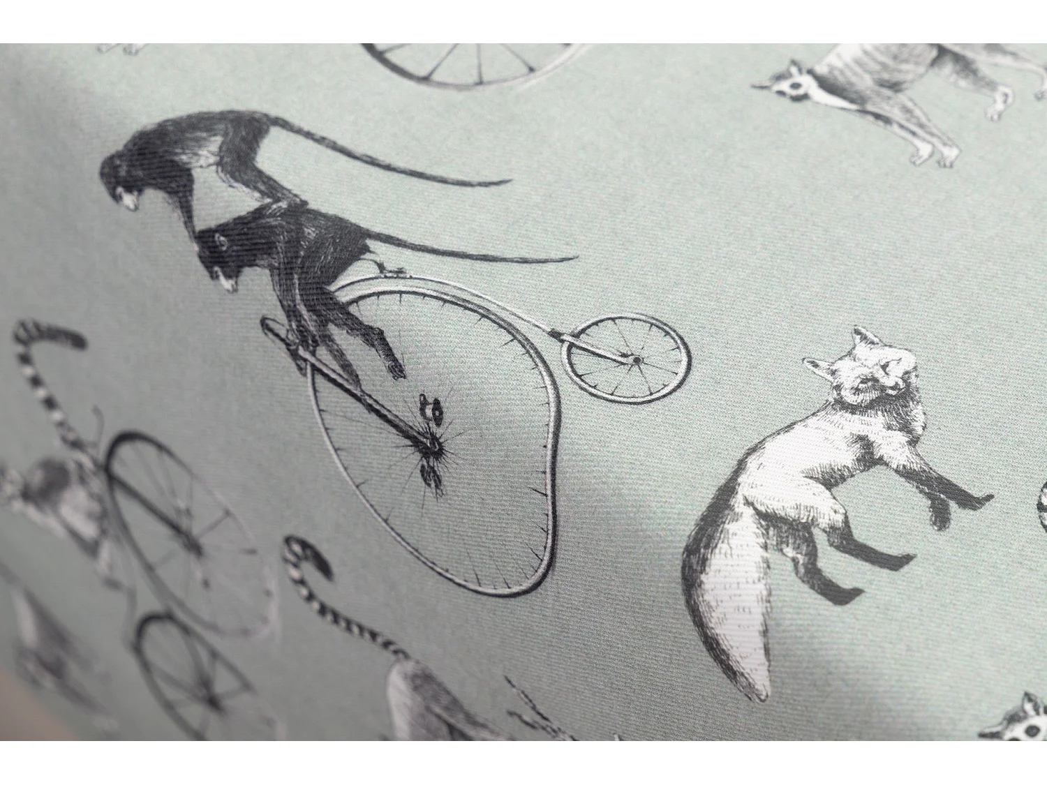 Mantel Antimanchas Bicicletas 145x160 Cm