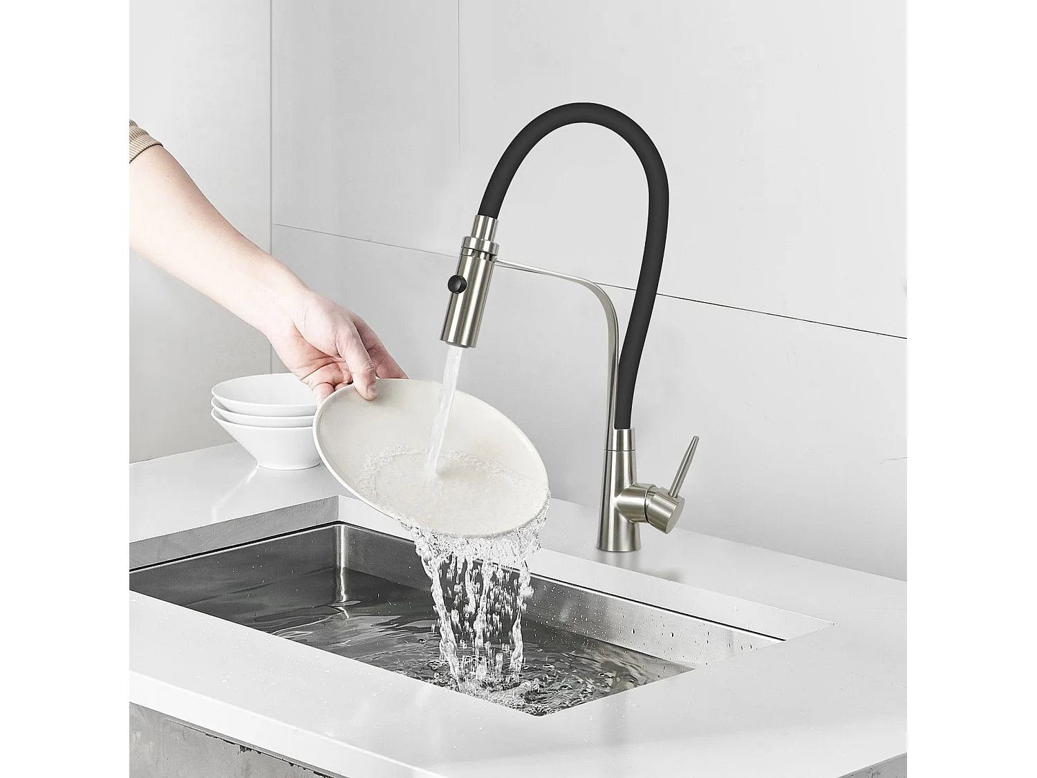 NETTLIFE Keukenkraan met flexibele lange uitbreidbare slang met douchekop, 46,5 cm, zwart, 360 graden draaibare hoge druk mengkraan