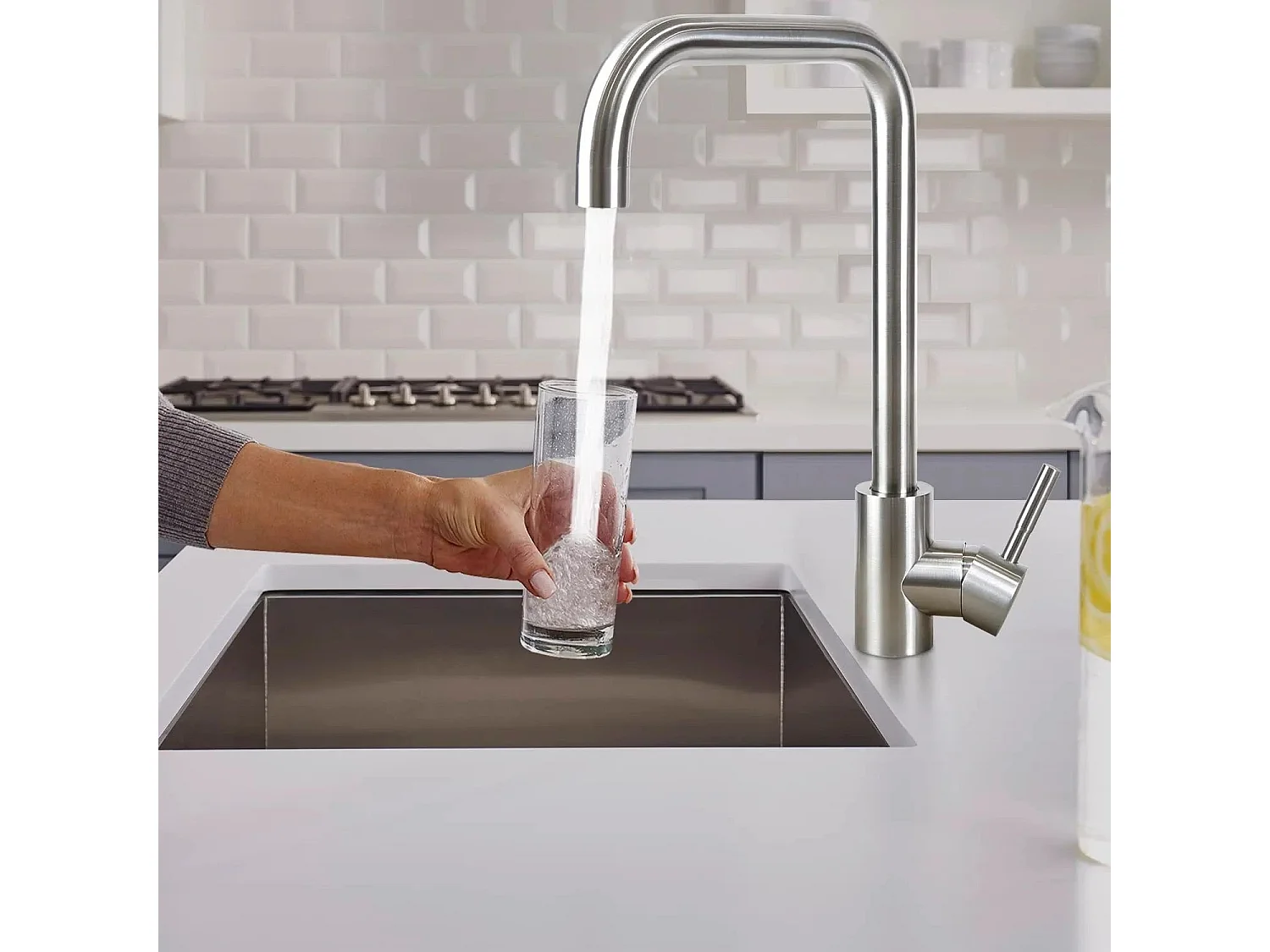 NETTLIFE Robinet de Cuisine mitigeur en Acier Inoxydable avec Poignée Unique, à Haute Pression, Robinet de Cuisine Pivotant à 360 °, Nickel