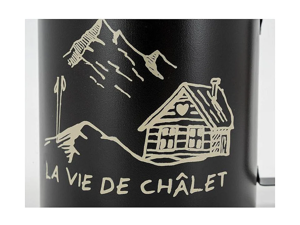 Pelle à pellets en métal