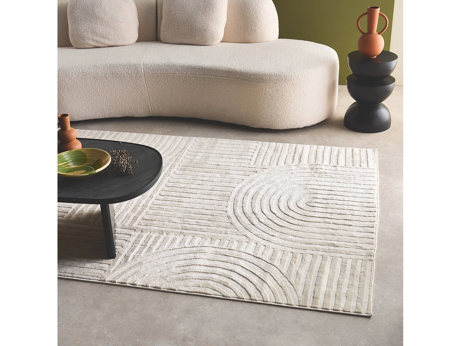 Tapis intérieur JENNY motif graphique arches. poils ras. crème. 200 x 290 cm