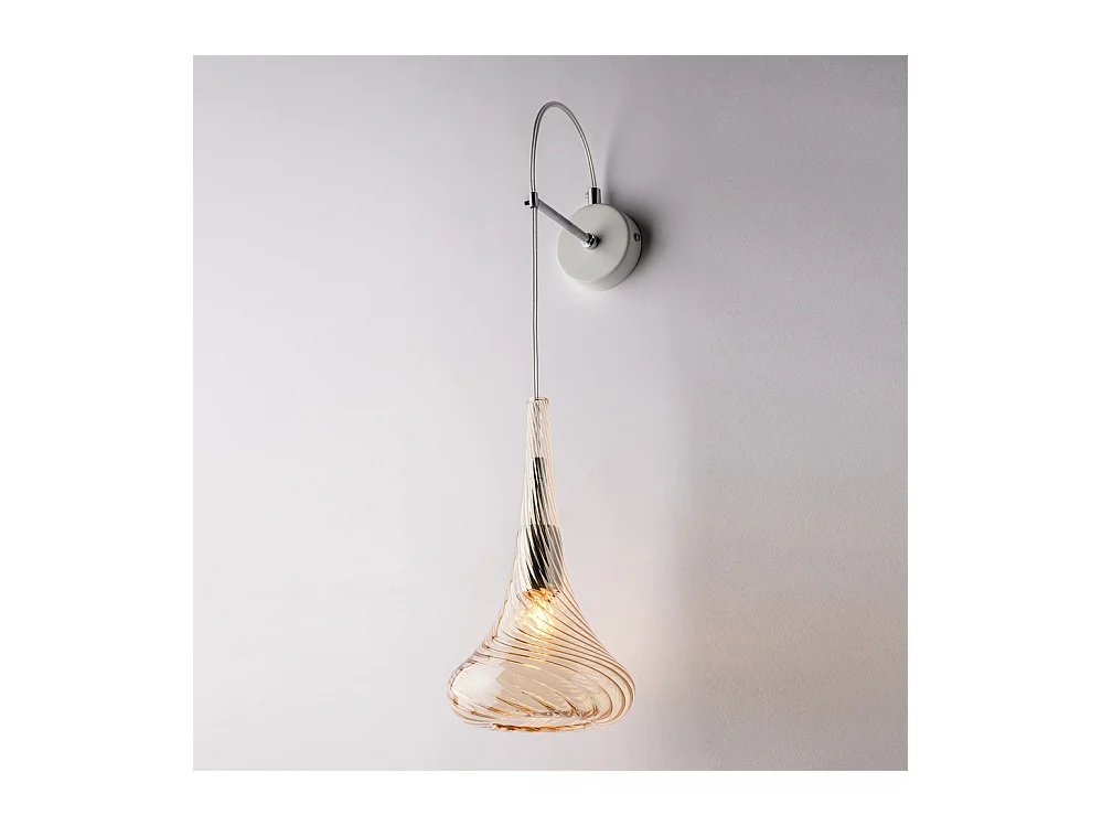 Nemesi Applique in ferro con vetro ambra pyrex 1 luce .14 P.21 BL280-AP1-AM