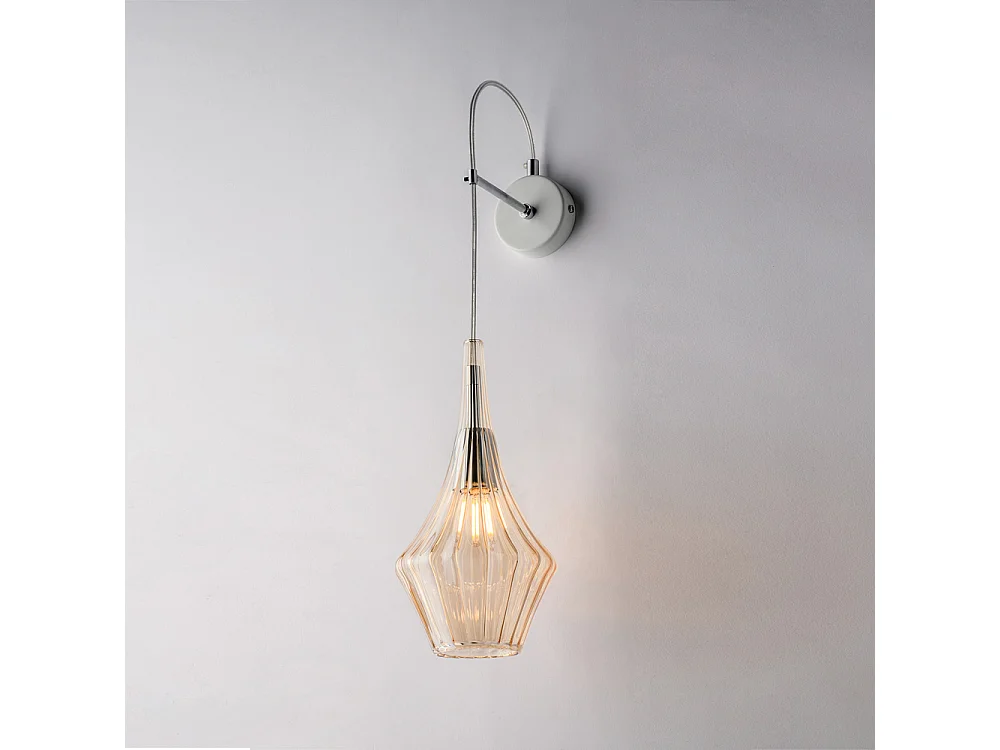 Zeus Iron wall lamp with amber pyrex glass 1 light .14 P.21 BL270-AP1-AM