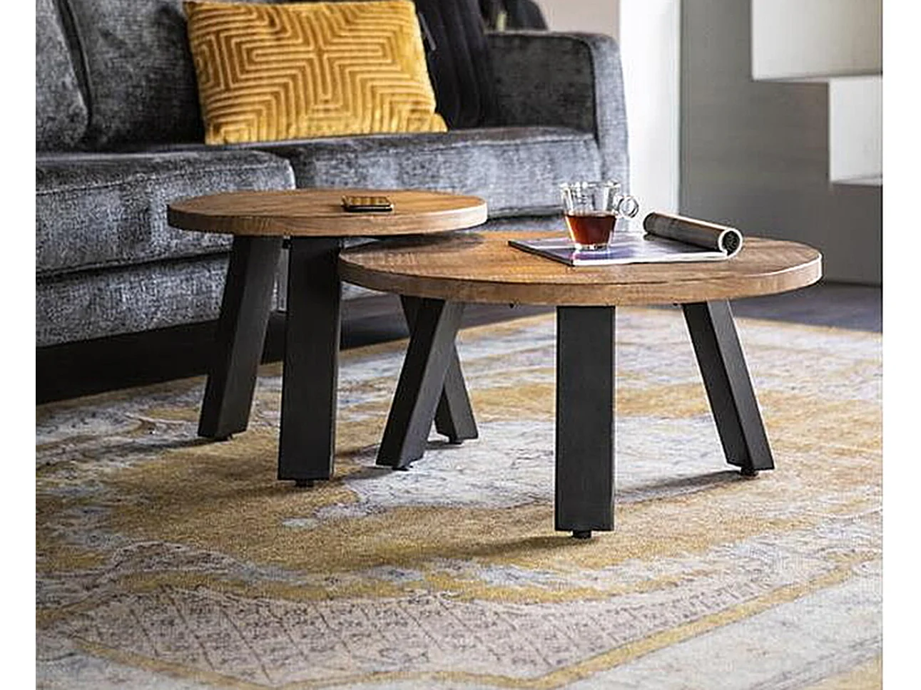 Beistelltisch - Braun - Rund 50x50x40 cm - Stabile Metallbeine