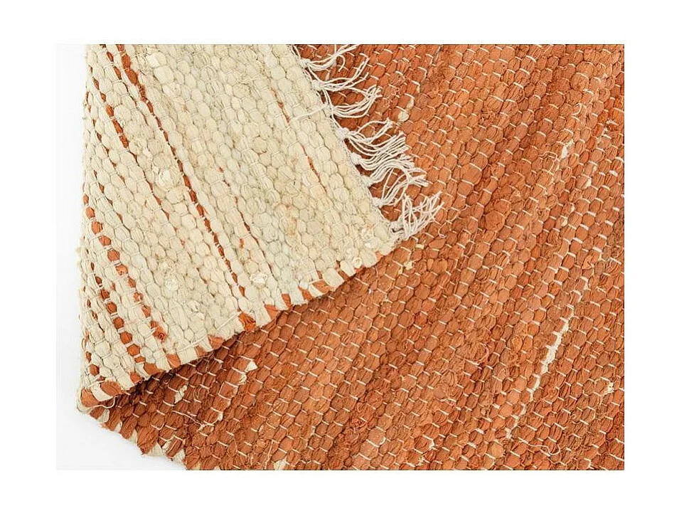 Tapis en coton rouille à franges