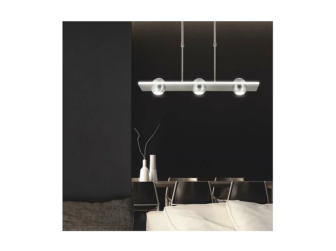 Lámpara lineal 3 luces modelo Fanton acabado niquel satinado 65 cm(alto) 64 cm(ancho) 12