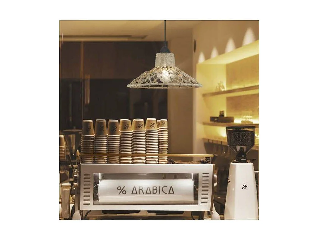 Colgante modelo Quinoa acabado negro 18 cm(alto) 38 cm(ancho)38 cm(fondo)