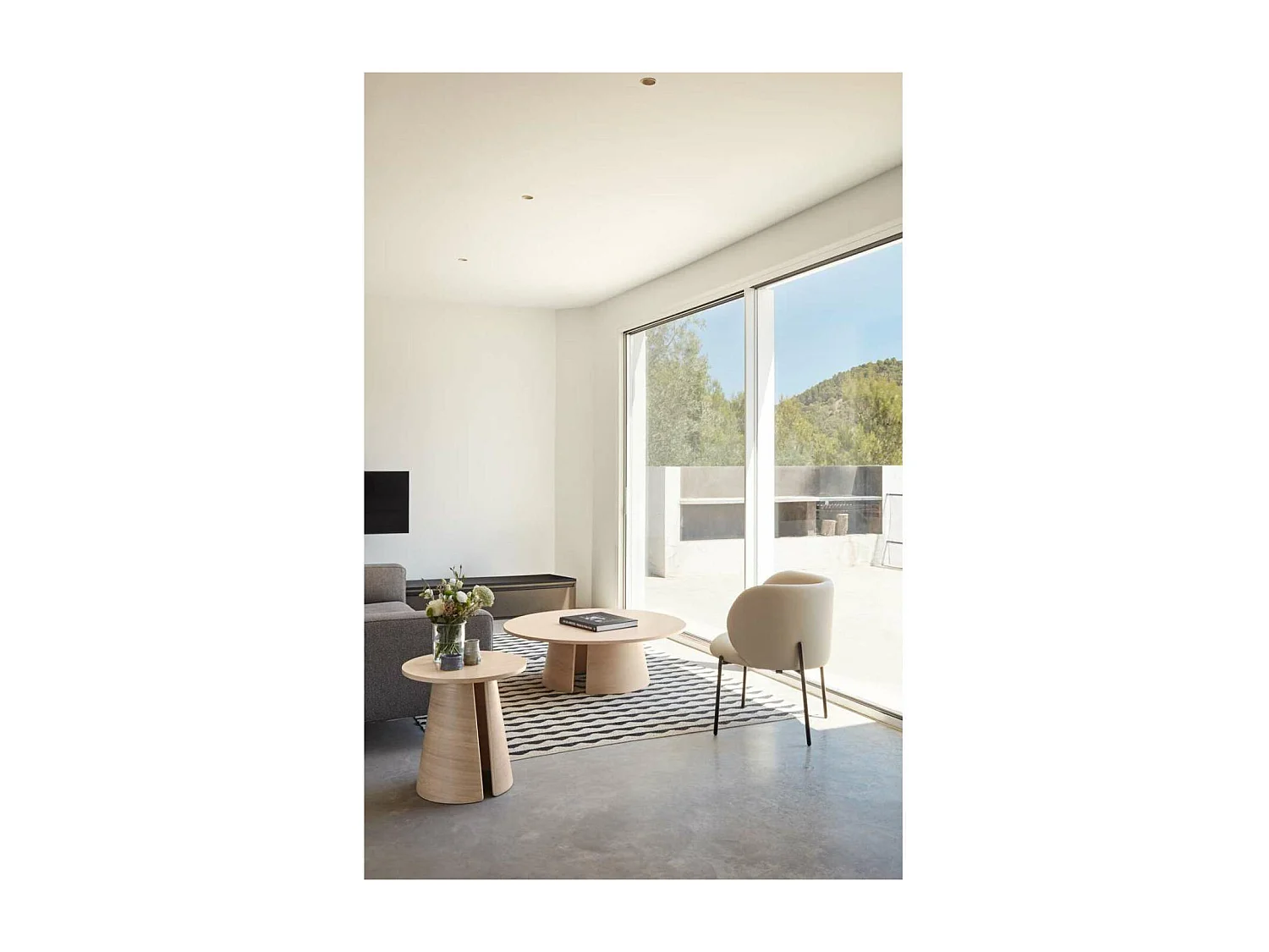 Mesa de centro modelo Cep acabado natural claro, 110cm(ancho) 36.5cm(alto) 110cm (largo)