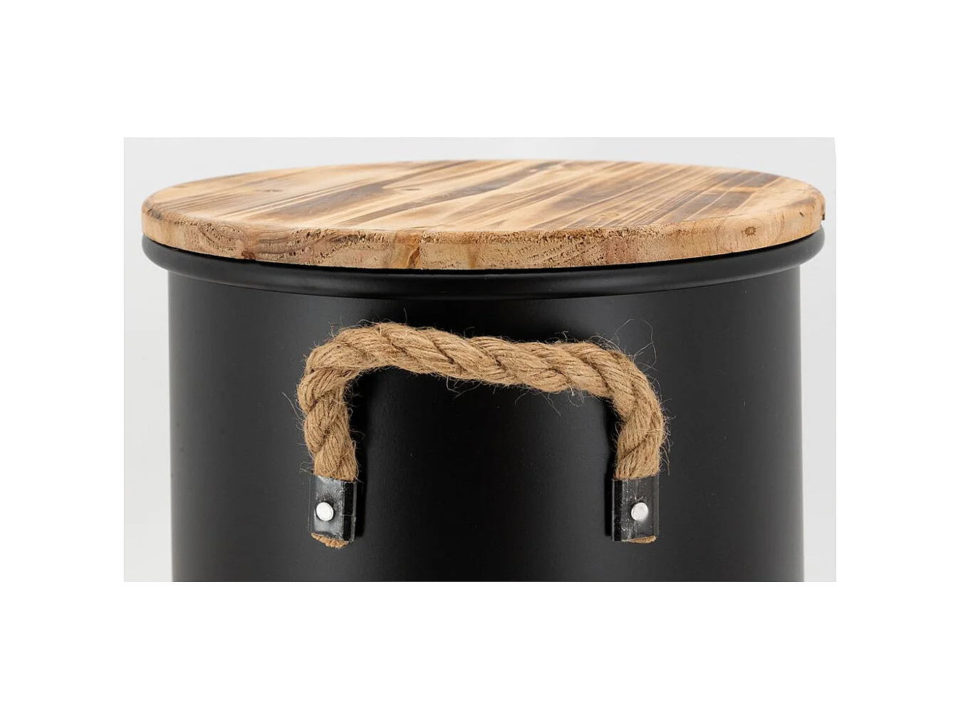 Tabouret et seau à pellets