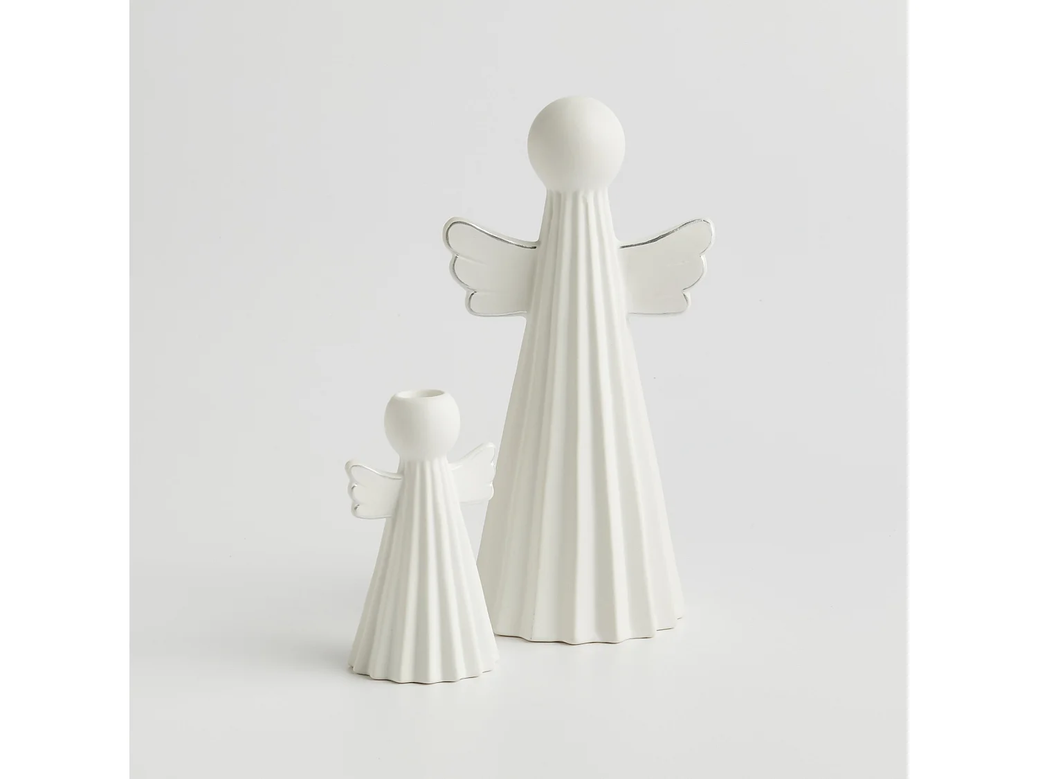 Figurine Angelique mittelweiß 29.5 x 12.5