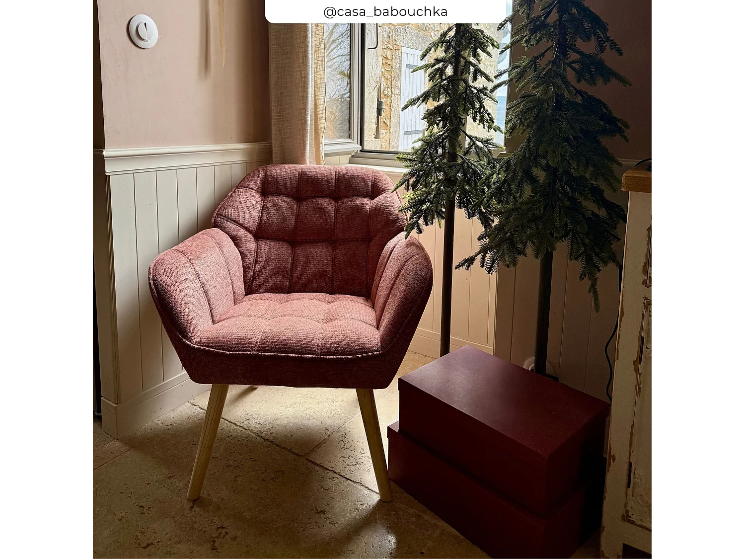 Fauteuil en tissu rouge ancien - Simba