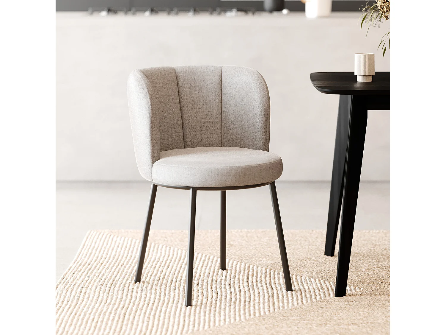 Silla en tela beige jaspeada y patas negras - Aby